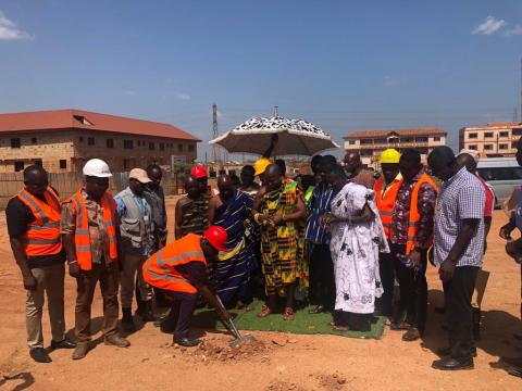 SOD CUTTING ON THE CONSTRUCTION OF THE MODERN APUTUOGYA MARKET AND LORRY PARK